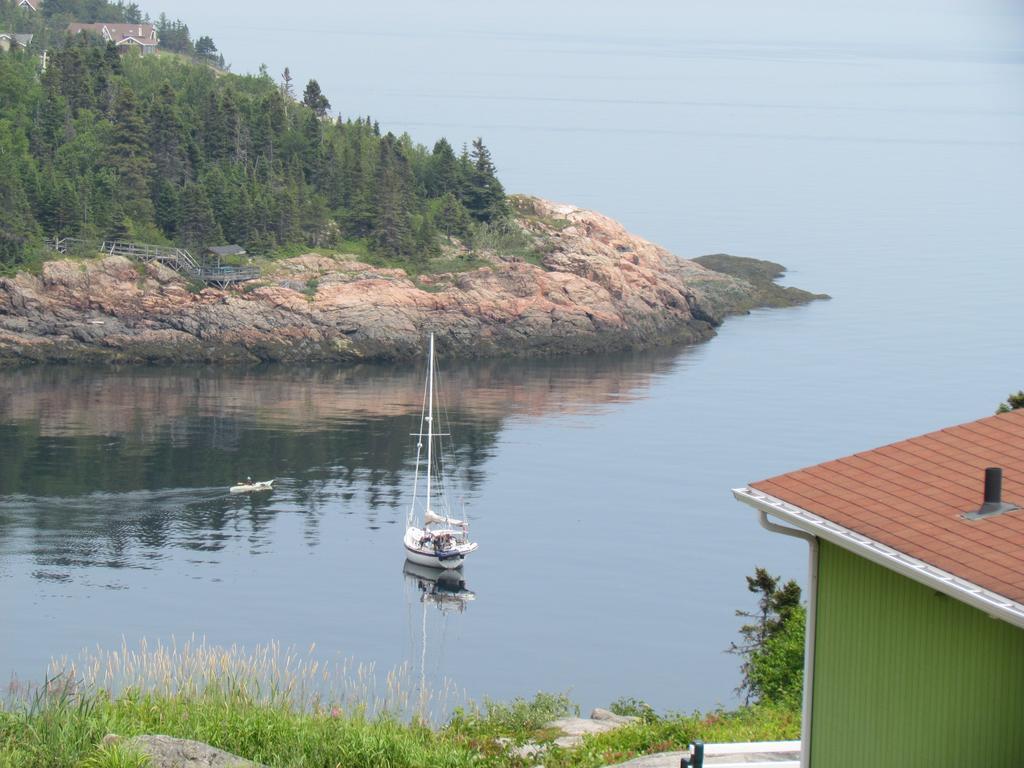 Les Chalets Au Bord De La Mer Les Escoumins Ngoại thất bức ảnh