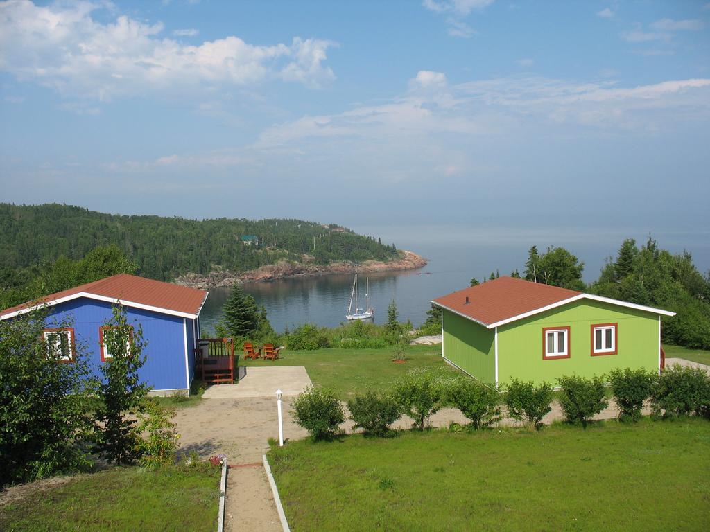 Les Chalets Au Bord De La Mer Les Escoumins Ngoại thất bức ảnh